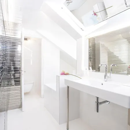 Icone Hotel Paris